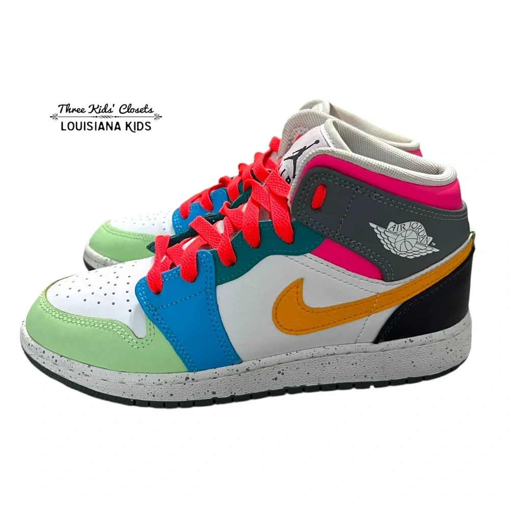 Nike Air Jordan 1 Mid GS 4.5Y White Taxi-Dark Shadow Sneakers